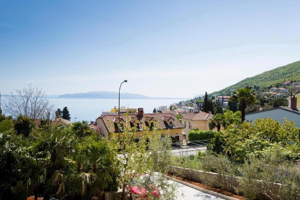 Apartmani Ve-Ro 1 Abbázia Kültér fotó